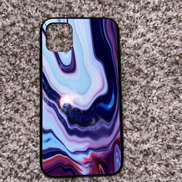 iPhone 11 cases - Picture 9 of 10